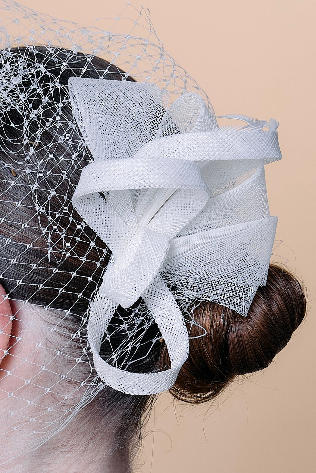 Fascinator Miss Nanda com voilette - Off White