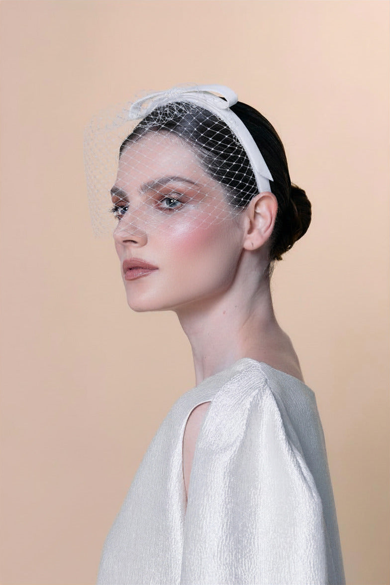 Tiara Larissa - Off White