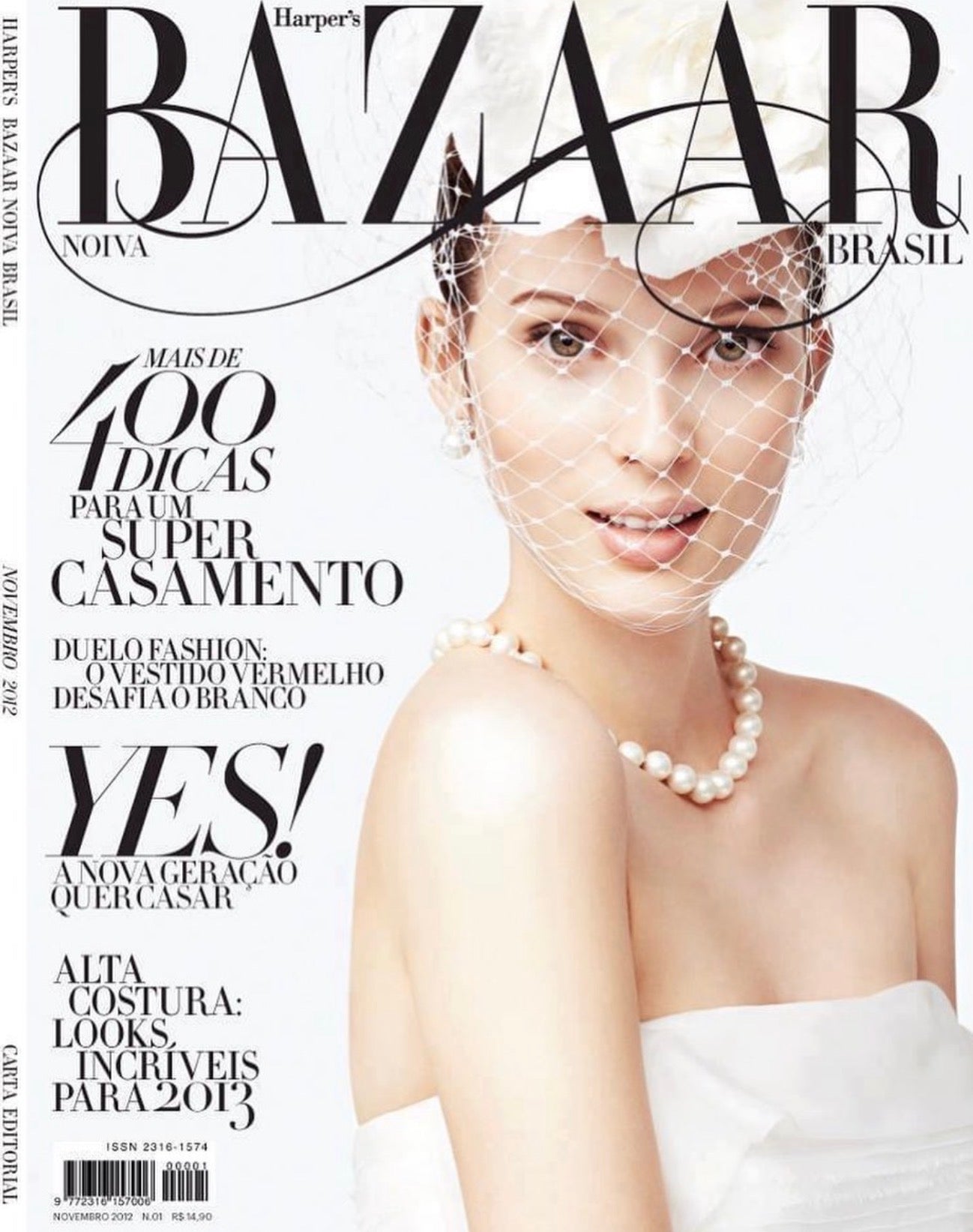 Primeira edição Capa Bazaar Noiva com peça Graciella Starling