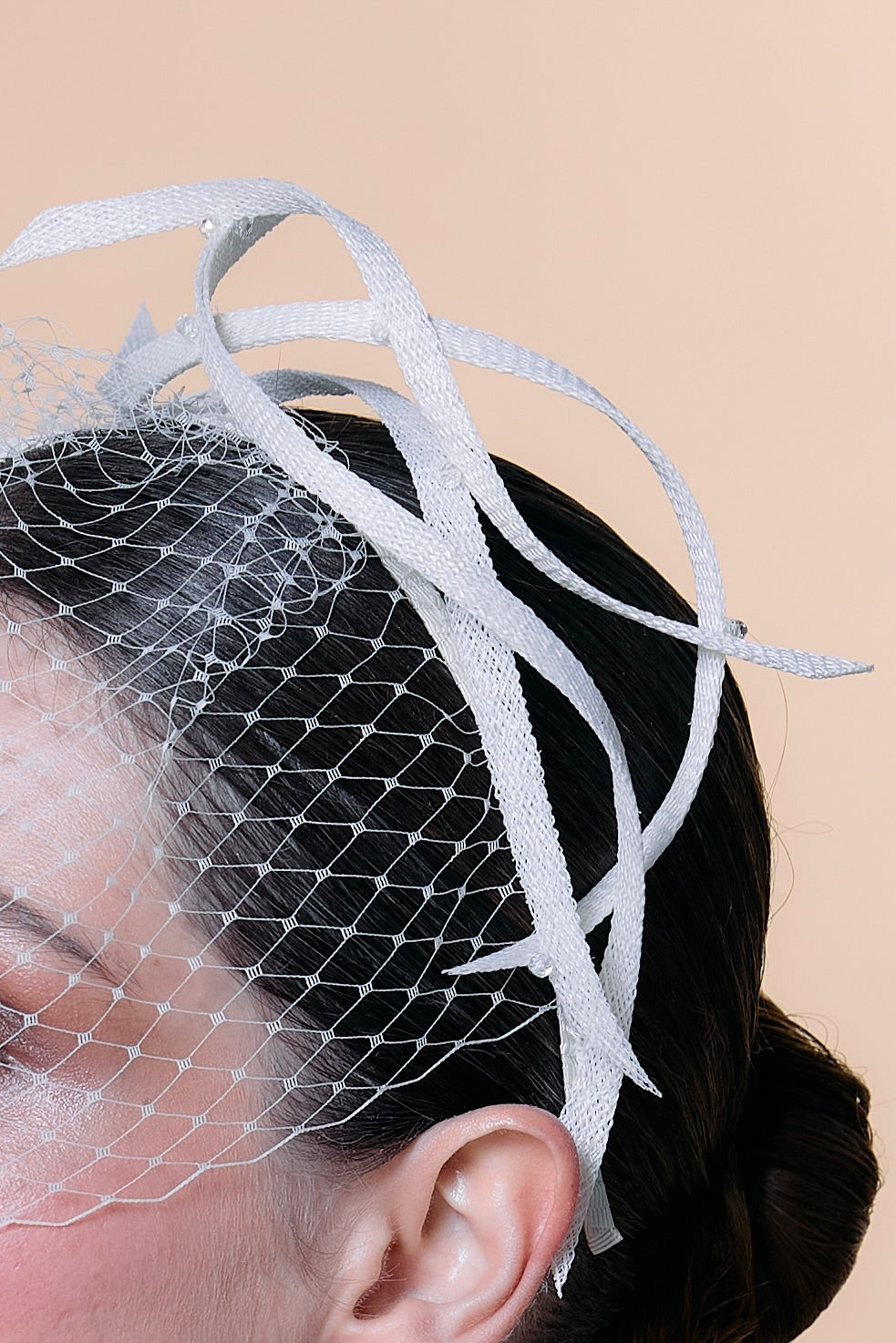 Tiara Niara - Off White