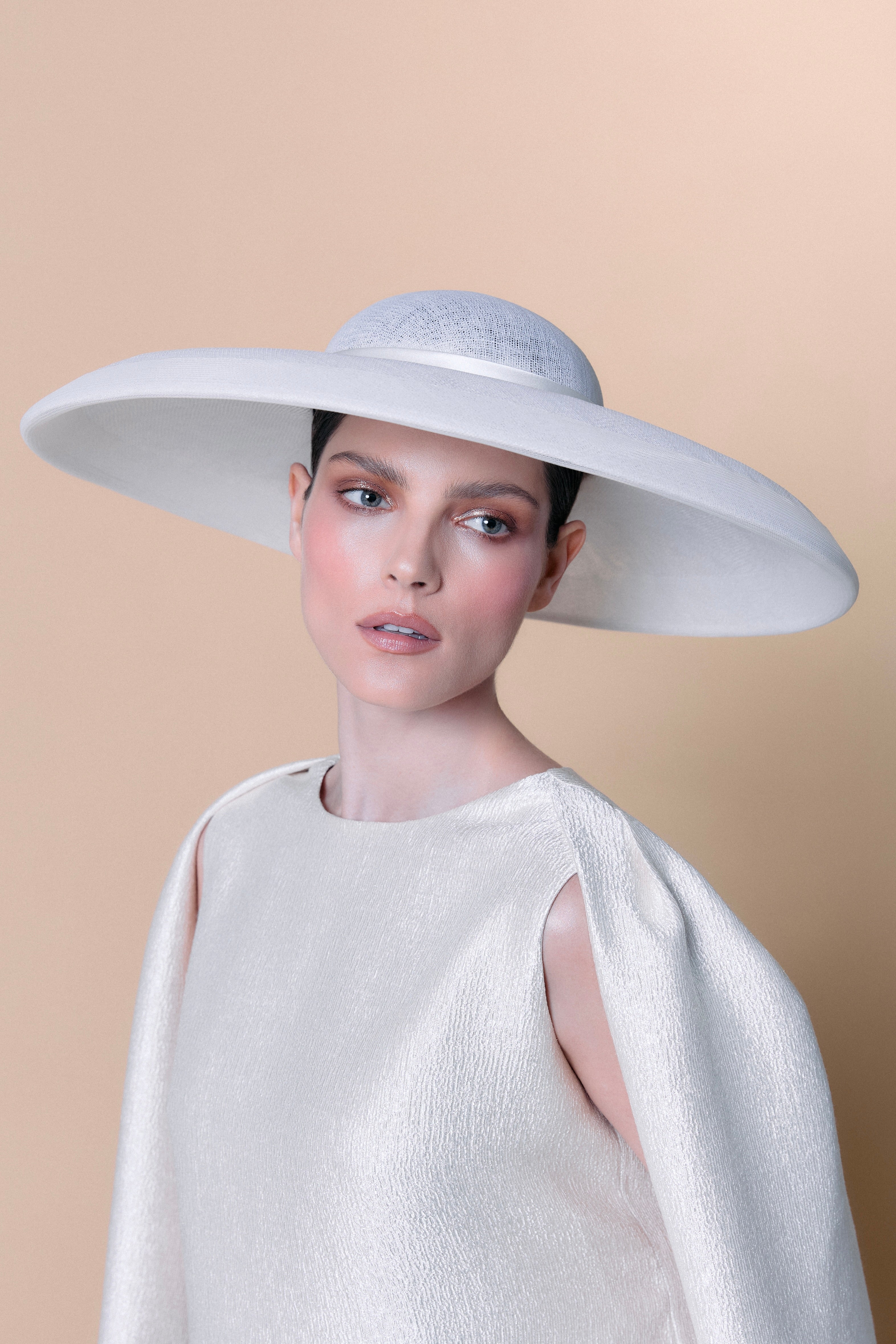 Chapéu Lady Brigitte - Off White
