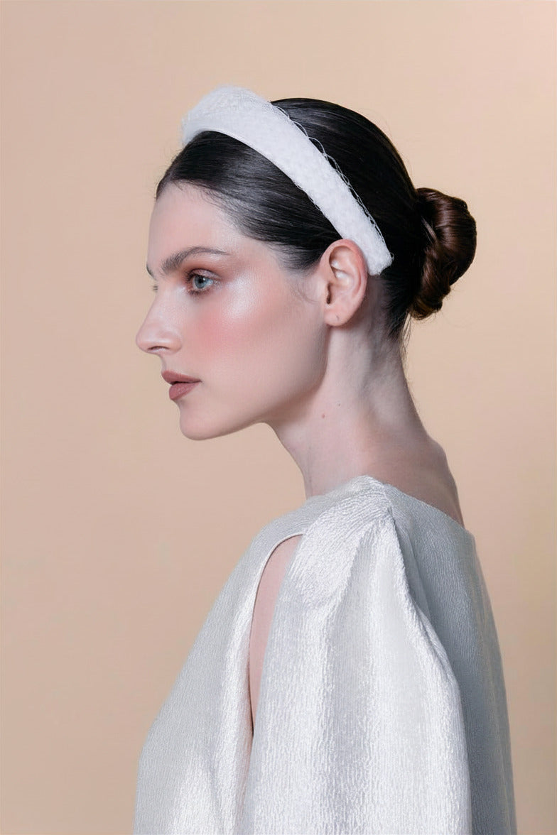 Tiara Mia - Off White