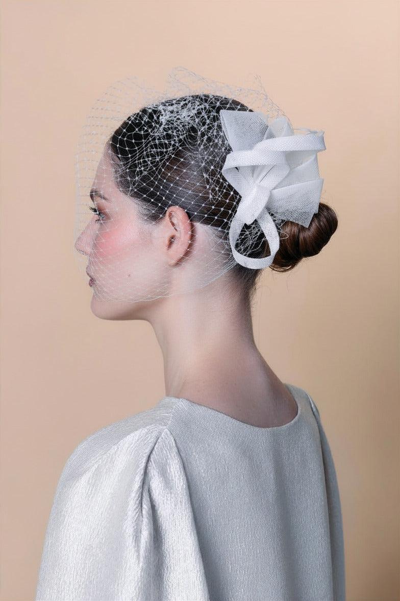 Fascinator Miss Nanda com voilette - Off White